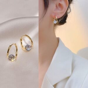 Women's Gold-color Geometric Micro-pave Cubic Zirconia Hoop Earrings Fashionable